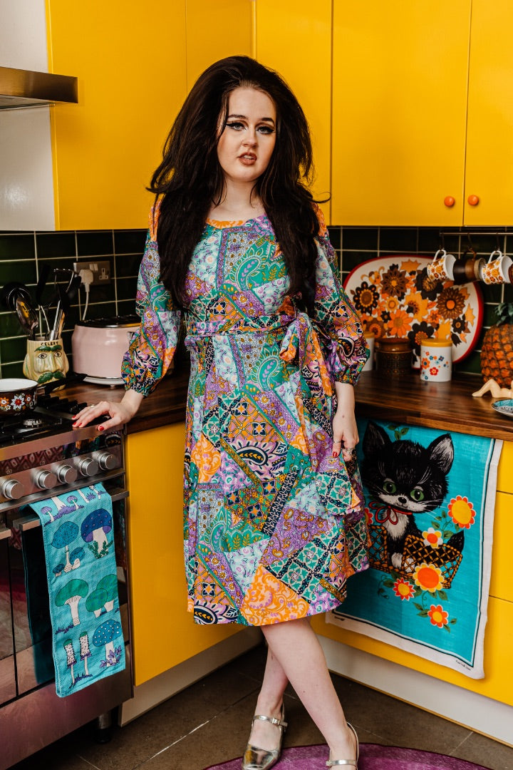 Kitsch Inn Vintage 70s Patchwork Print Midi Dress