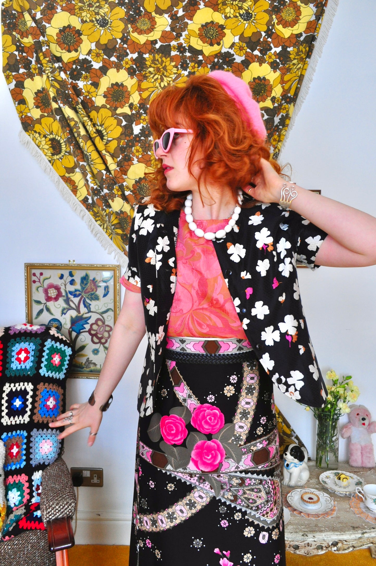 Vintage 80s Black Floral Short Sleeve Jacket