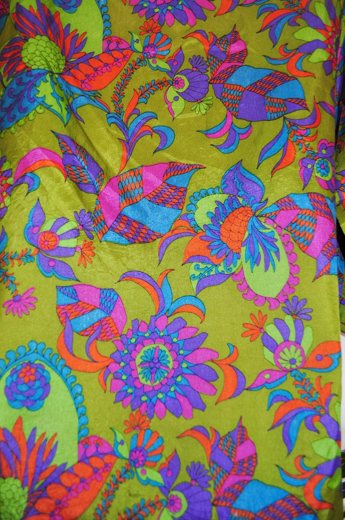 Vintage 60s Green Psychedelic Print House Coat Dress