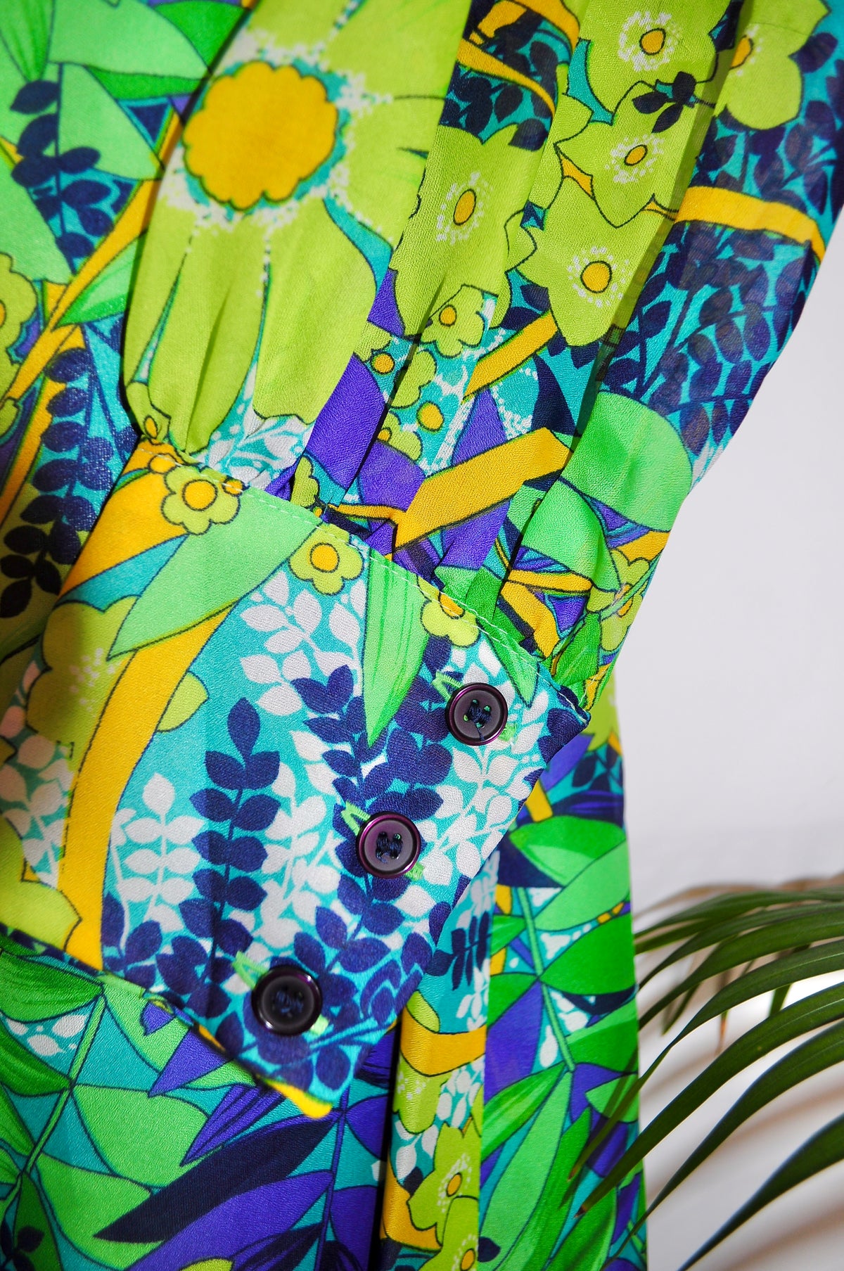 Vintage 70s Green Leaf Print Maxi Dress