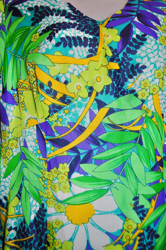 Vintage 70s Green Leaf Print Maxi Dress
