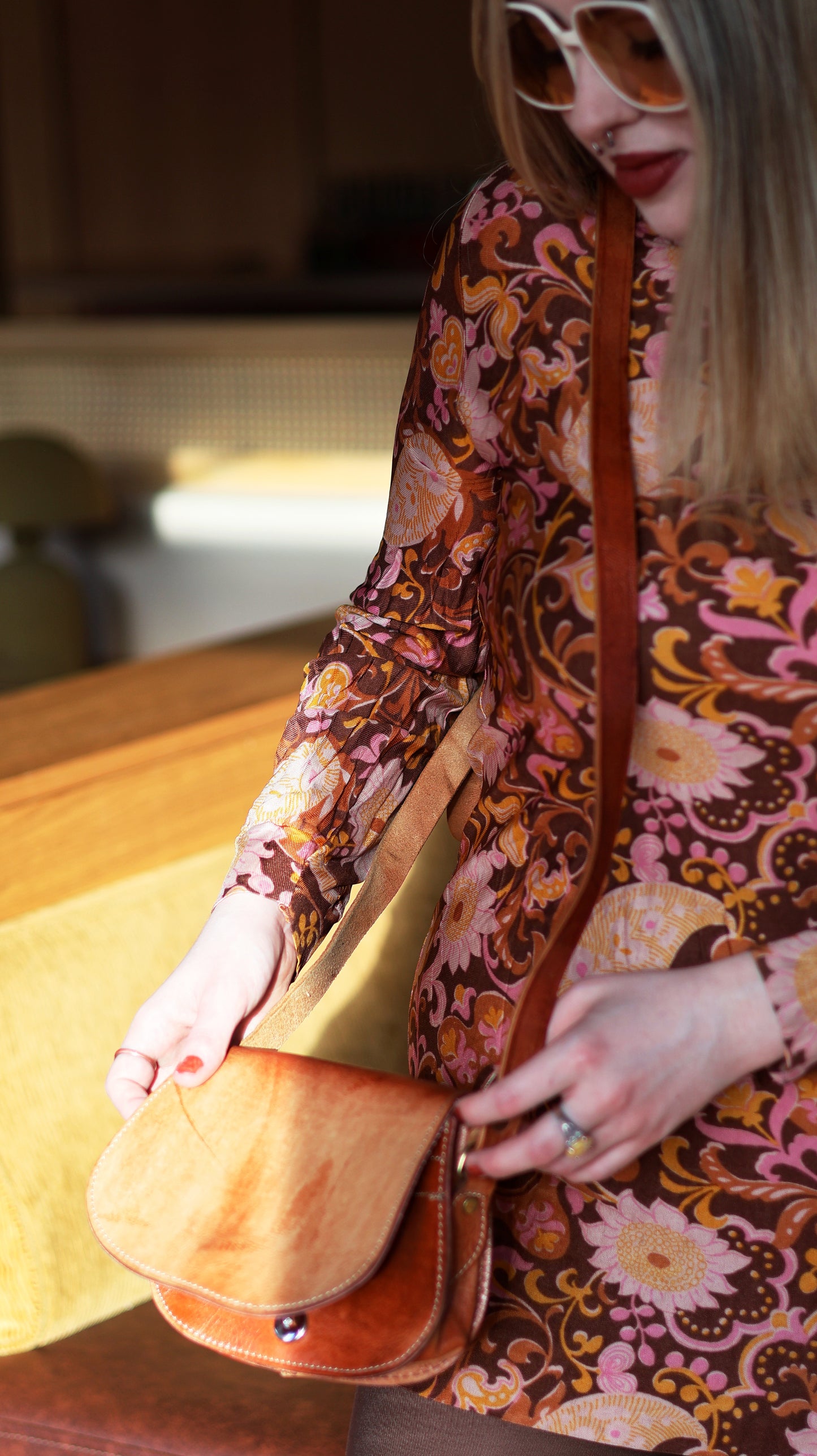 Vintage 70s Tan Leather Mini Crossbody Bag