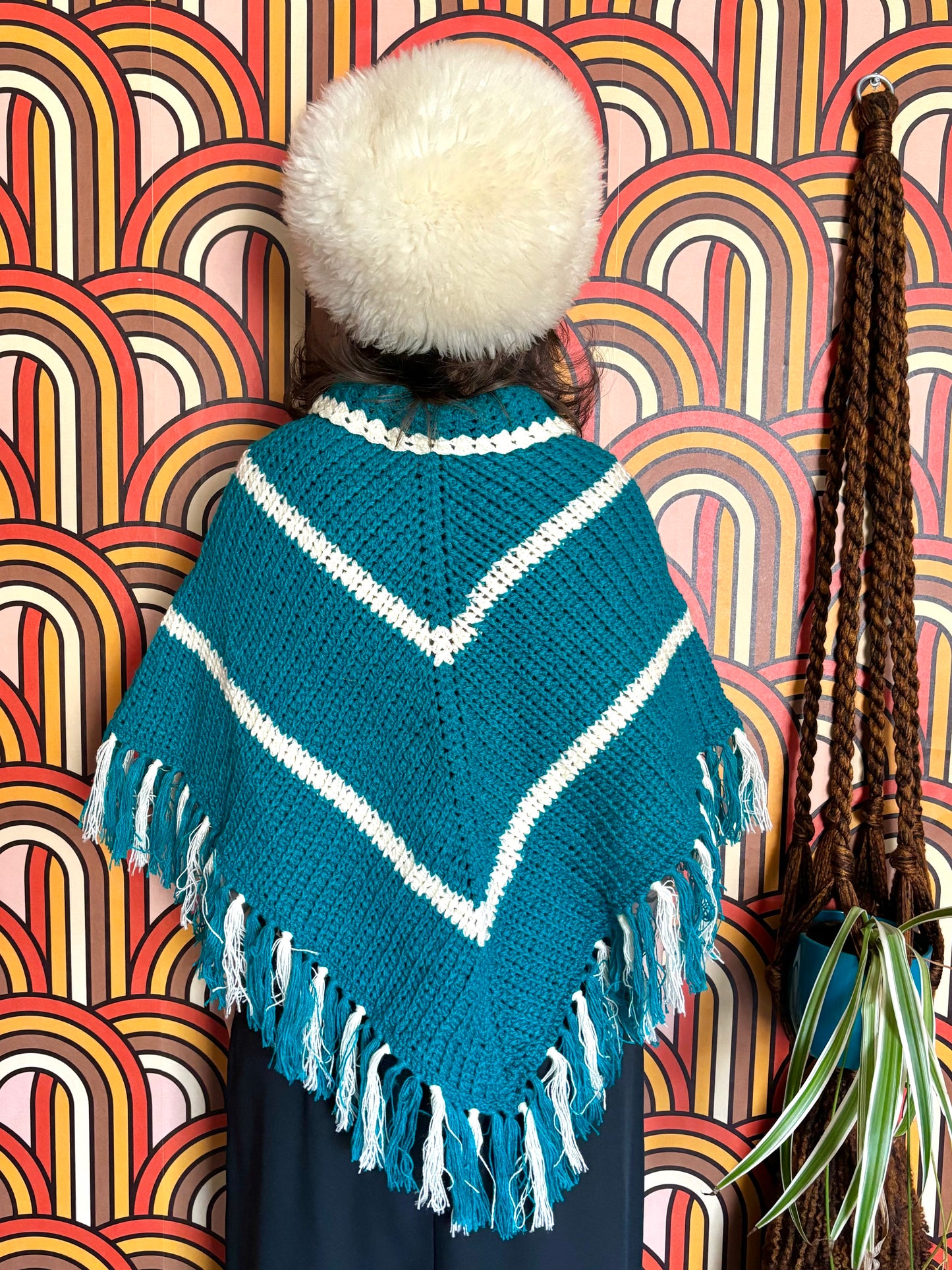 Vintage 70s Turquoise Knitted Poncho