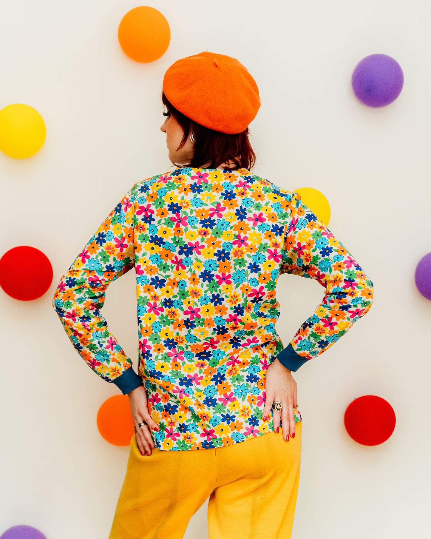 Vintage 80s Rainbow Daisy Print Shirt