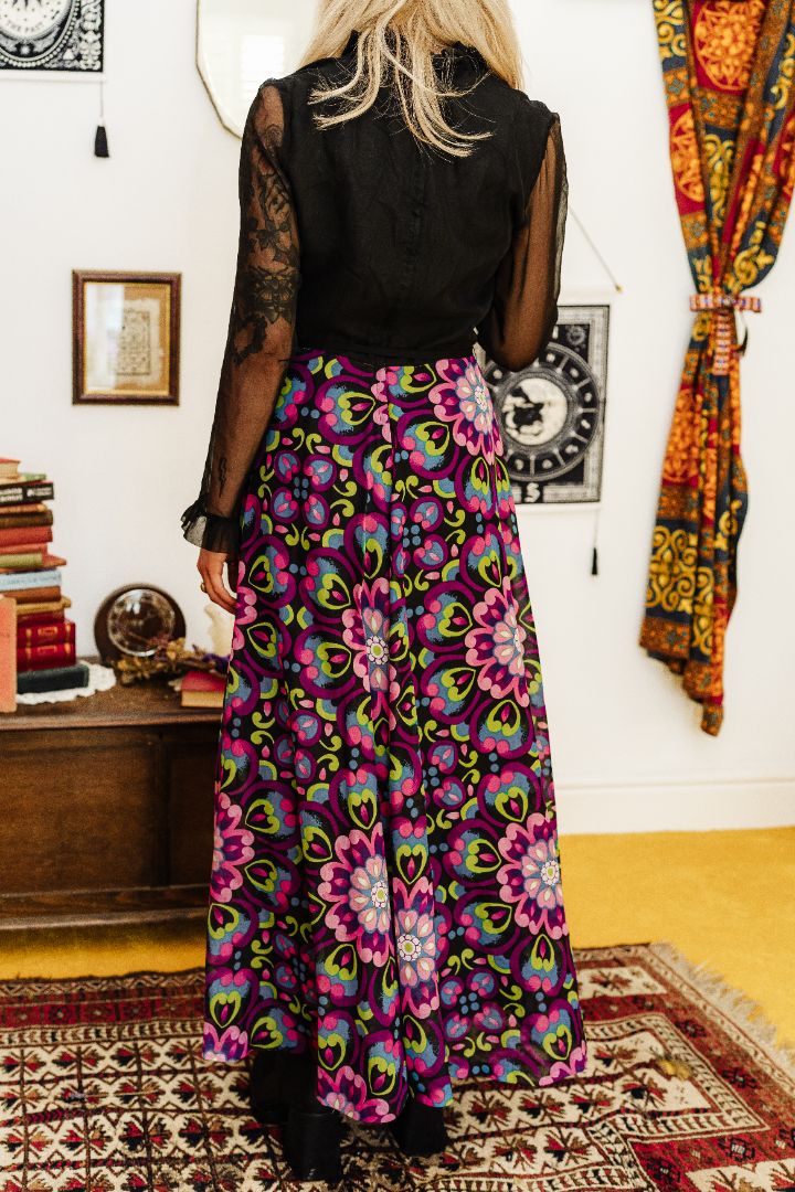 Vintage 70s Black and Purple Psychedelic Print Maxi Dress