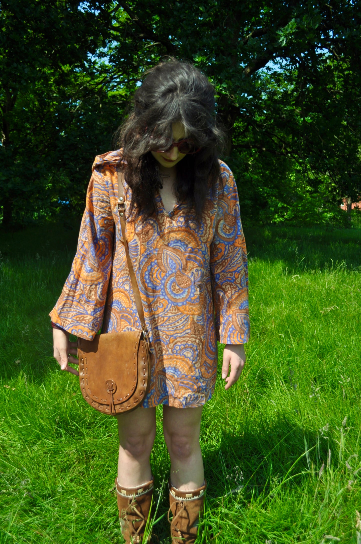 Vintage 70s Tan Leather Crossbody Bag