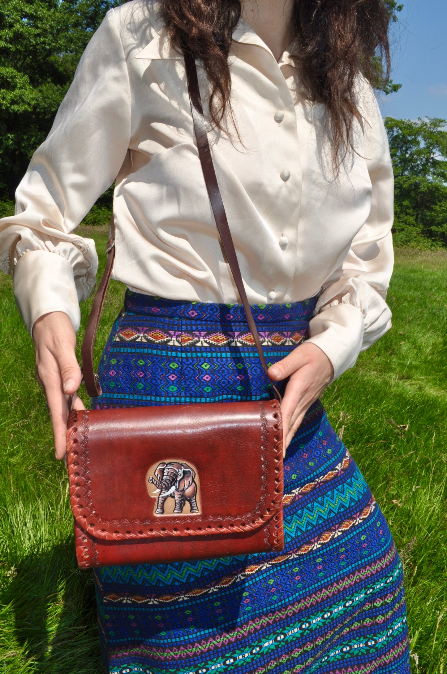 Vintage 70s Brown Leather Elephant Bag
