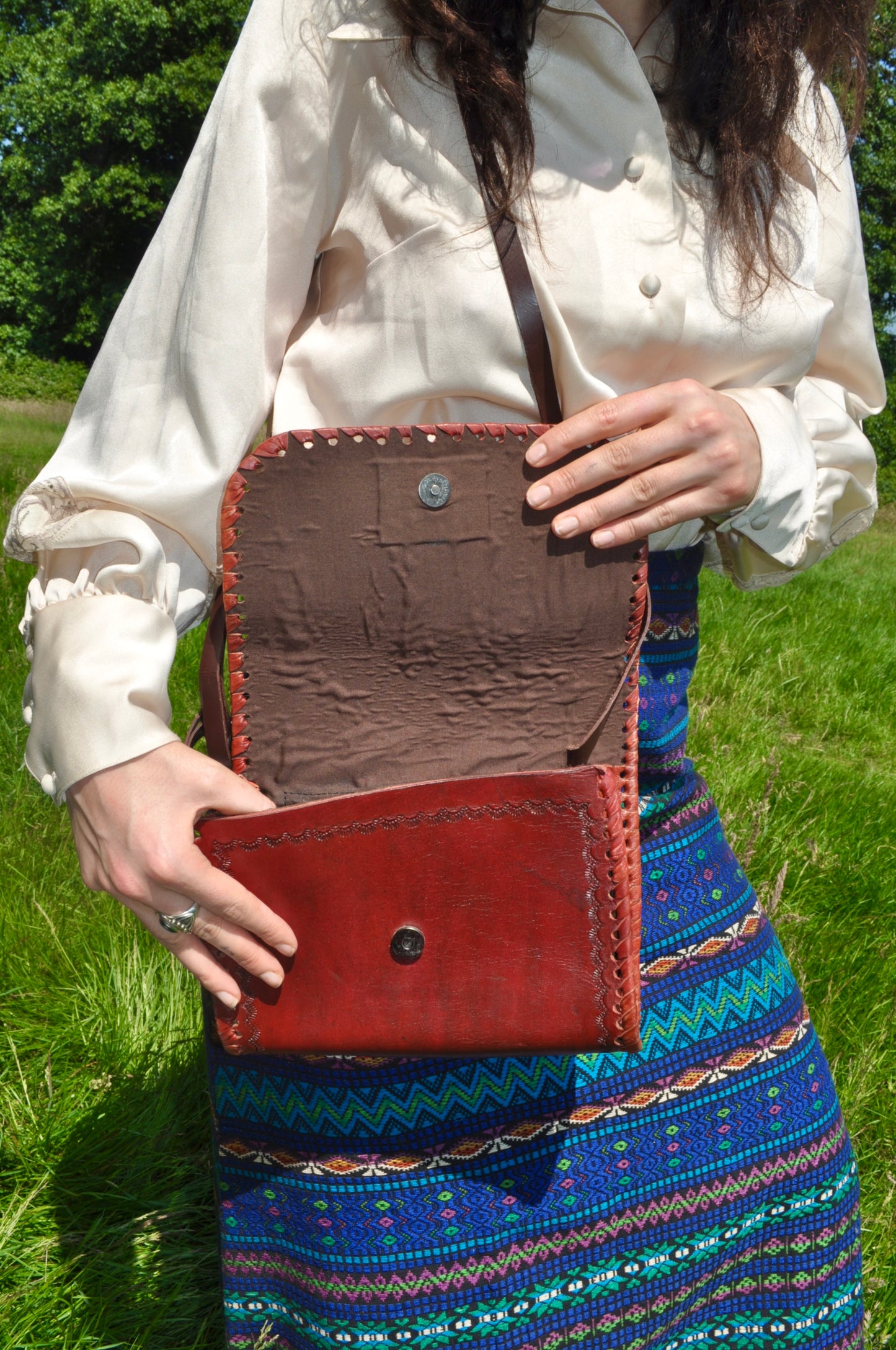 Vintage 70s Brown Leather Elephant Bag