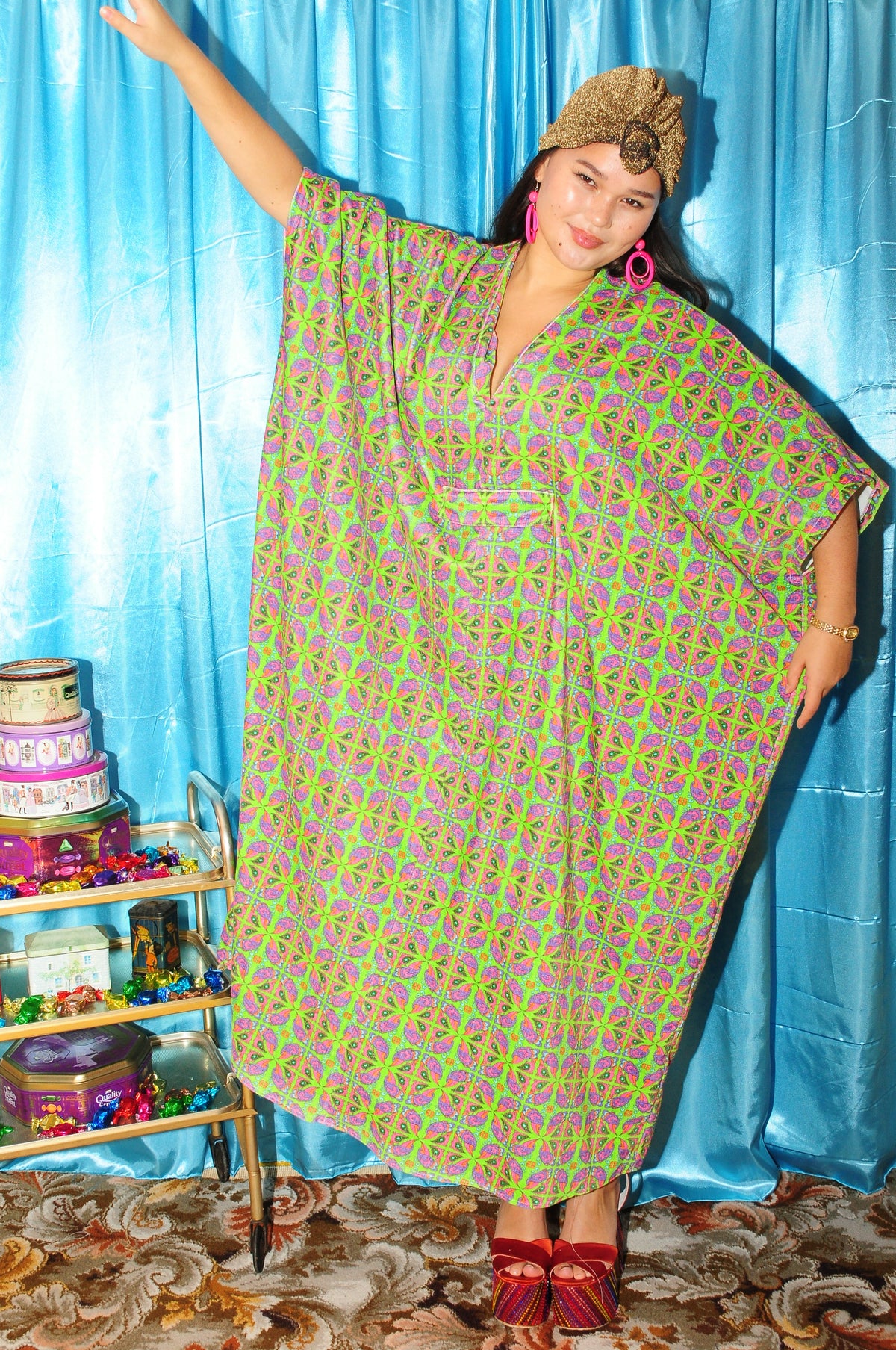 The Sweet Tin Kaftan