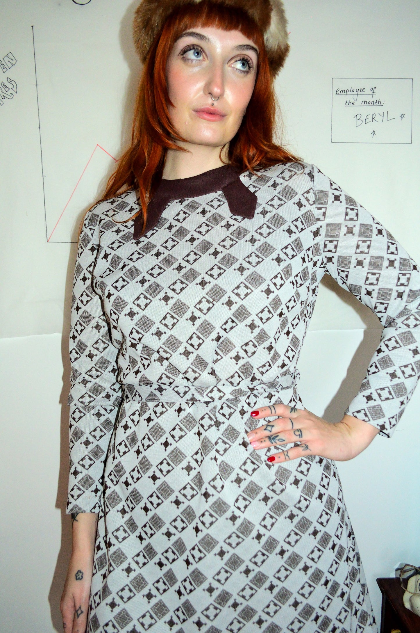 Vintage 70s Brown and Grey Print Knee Dress