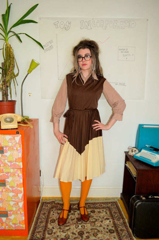 Vintage 70s Brown and Cream Fit and Flare Dress