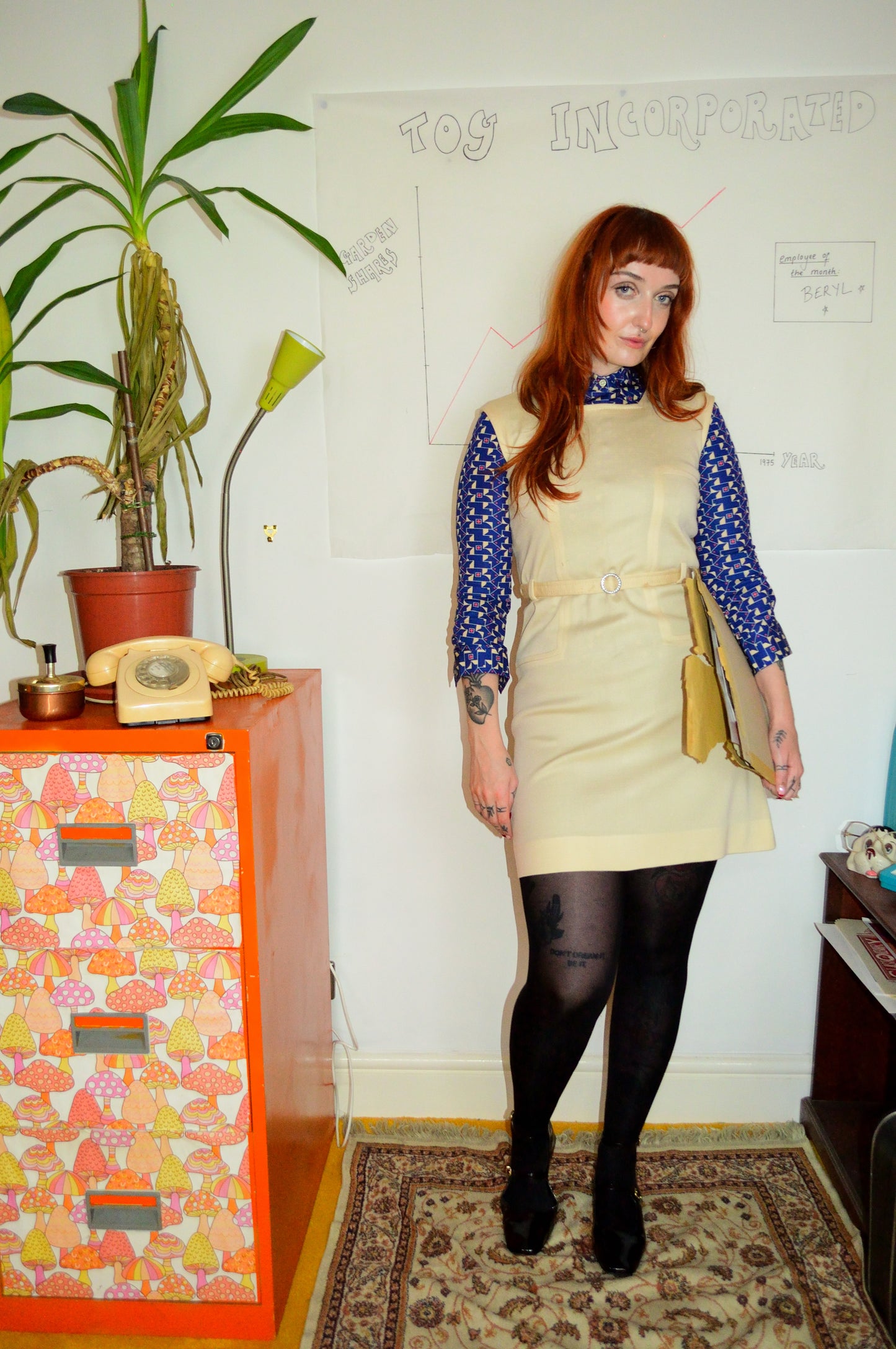 Vintage 60s Cream O Ring Knee Dress