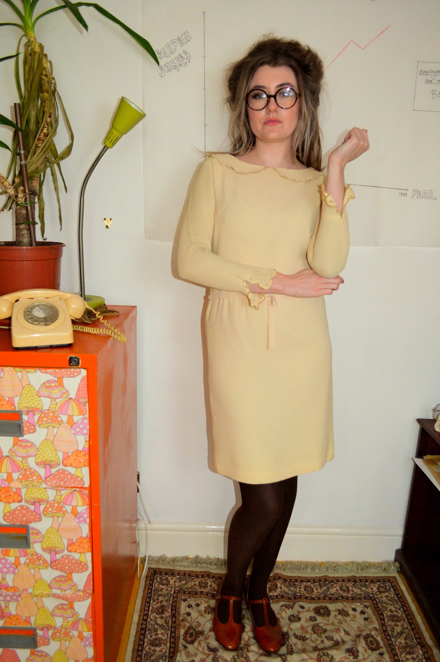 Vintage 60s Cream Scallop Collar Dress