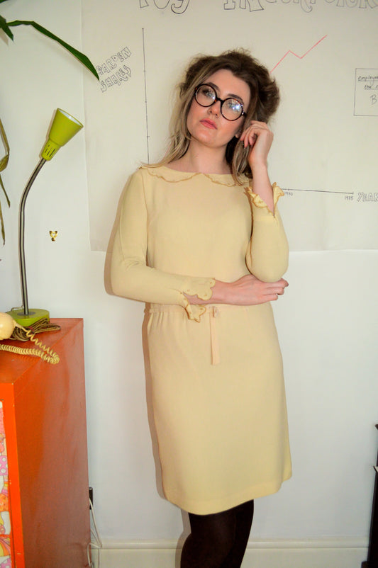 Vintage 60s Cream Scallop Collar Dress