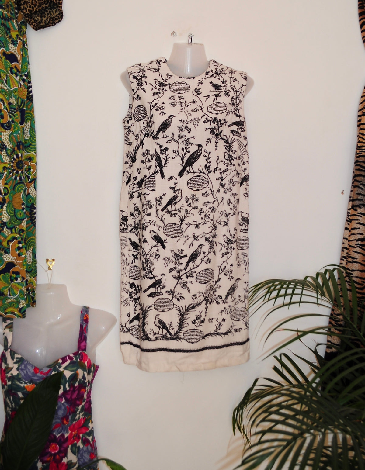Vintage 60s White Birds Shift Dress