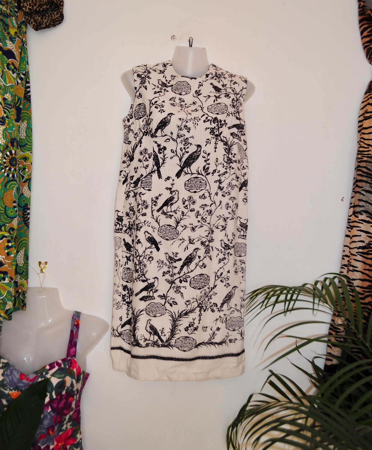 Vintage 60s White Birds Shift Dress