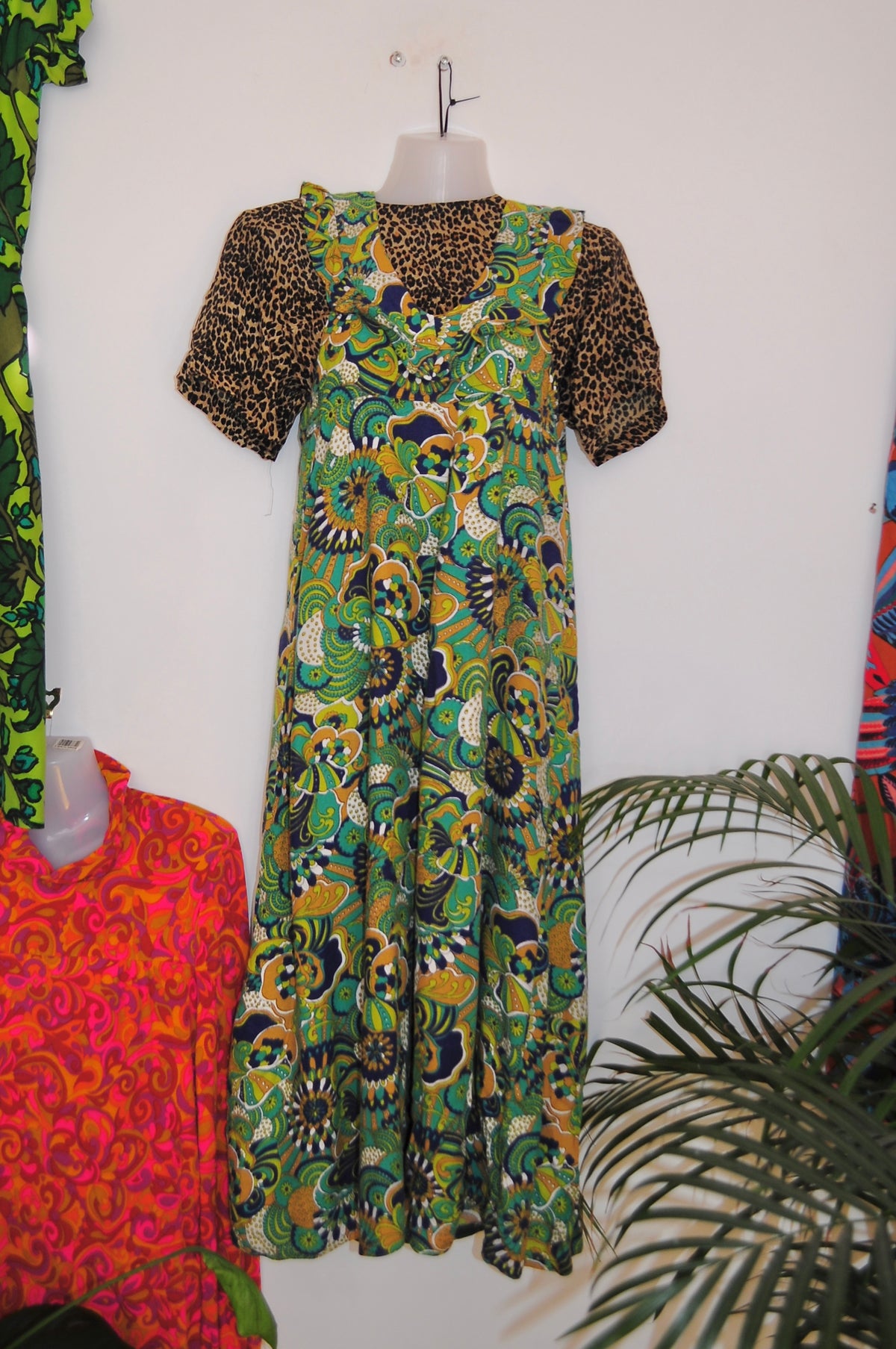 Vintage 70s Green Paisley Frill Midi Dress