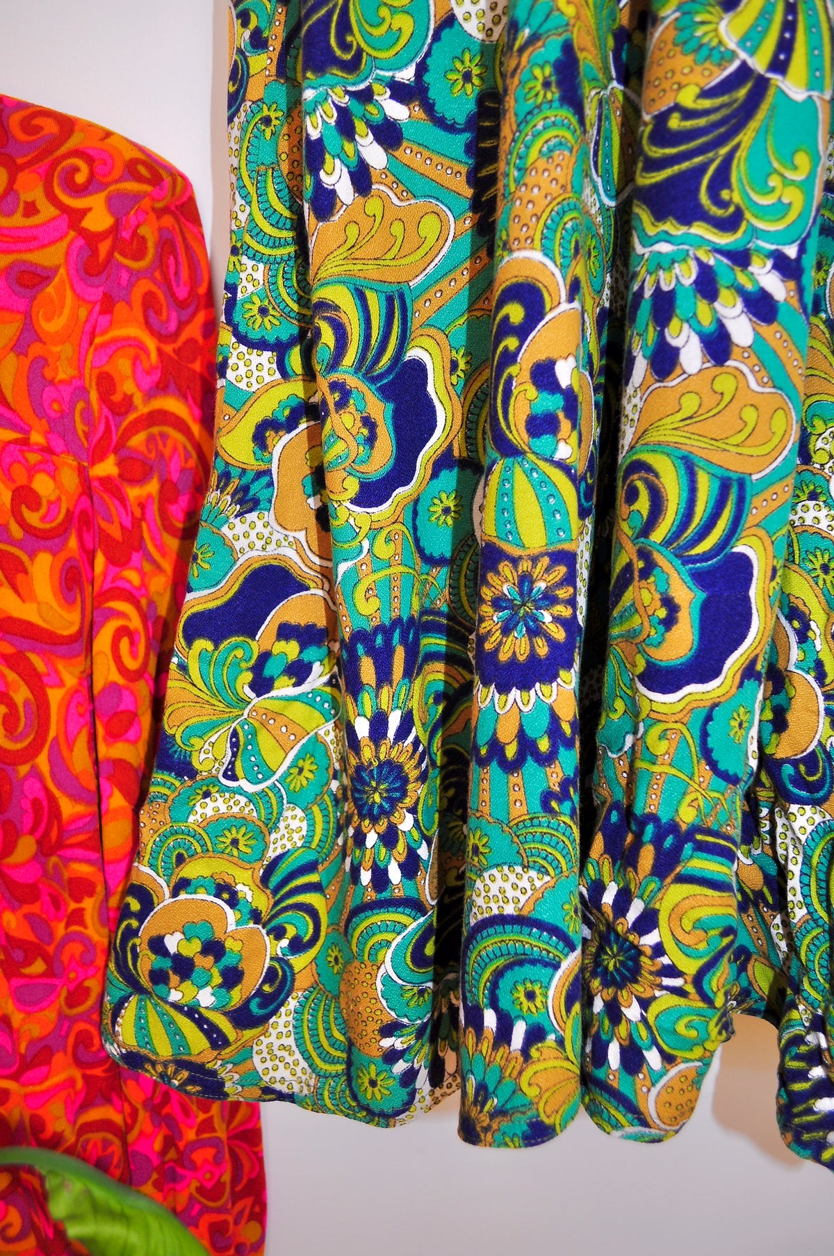 Vintage 70s Green Paisley Frill Midi Dress