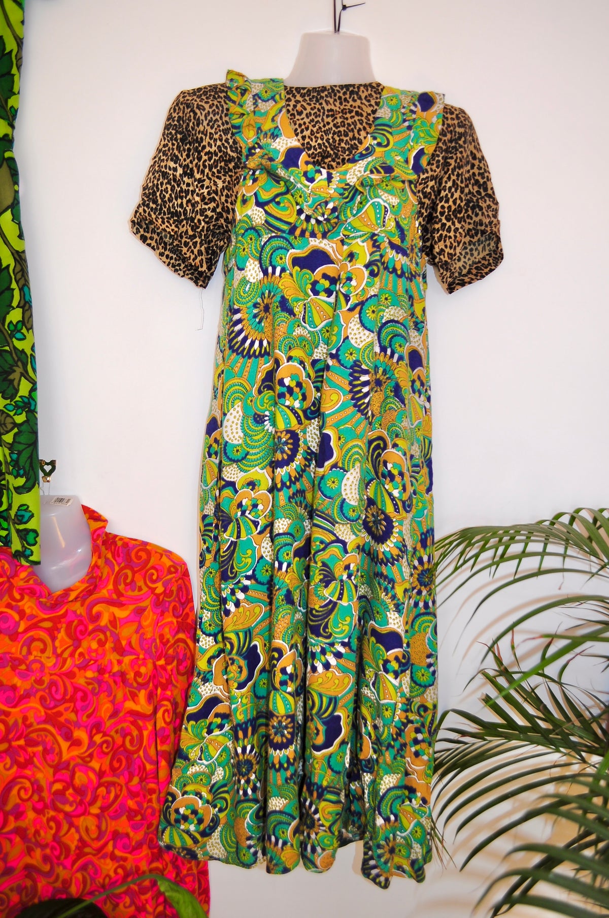 Vintage 70s Green Paisley Frill Midi Dress