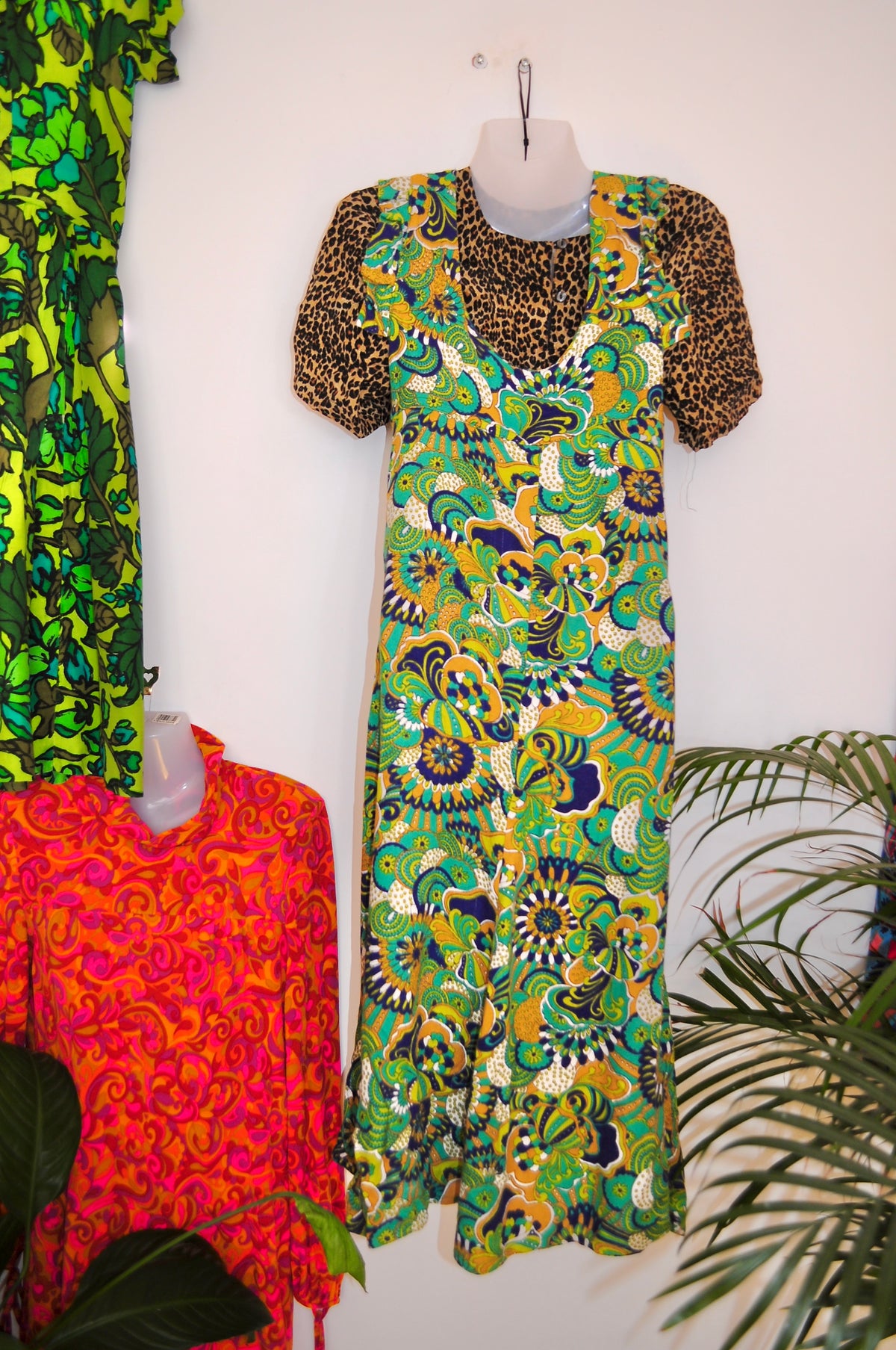 Vintage 70s Green Paisley Frill Midi Dress