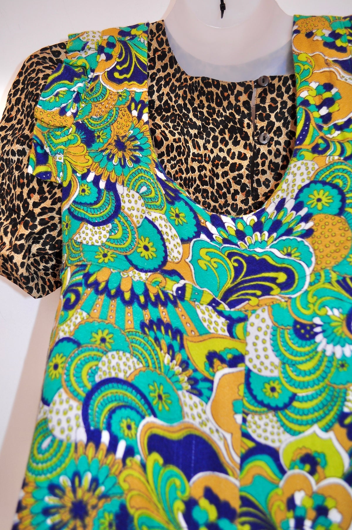 Vintage 70s Green Paisley Frill Midi Dress