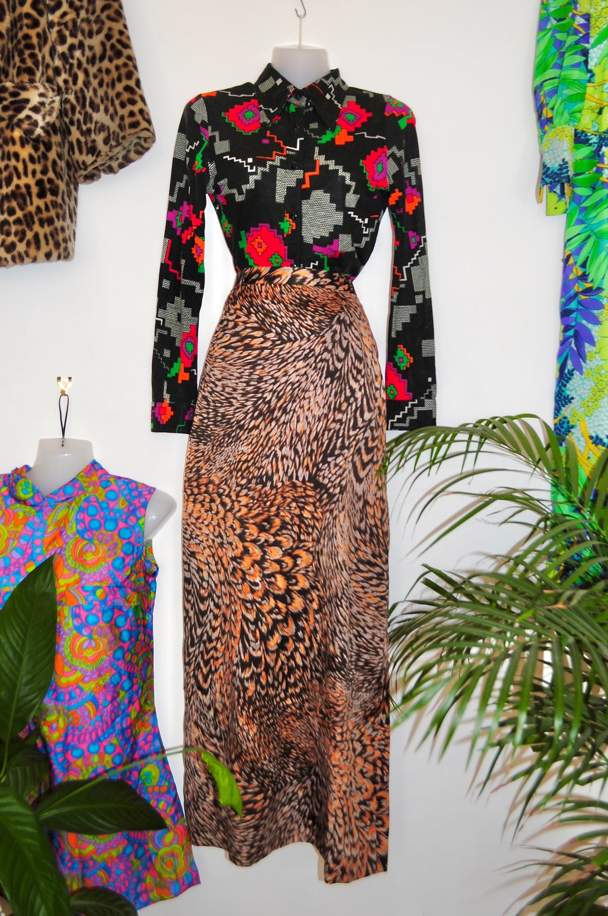 Vintage 70s C&A Feather Print Maxi Skirt
