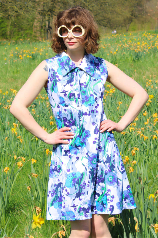 Vintage 70s Blue and White Floral Dress