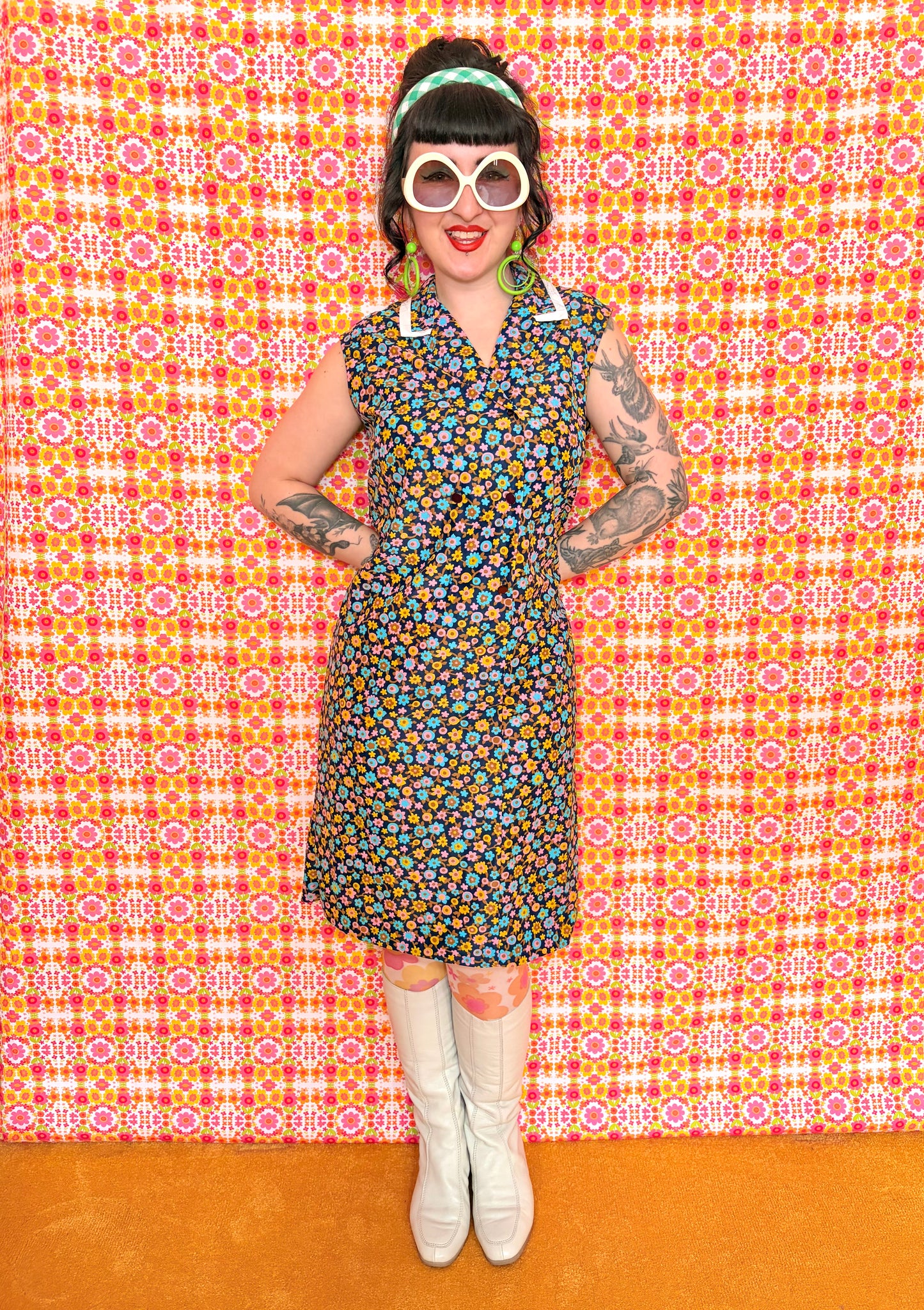 Vintage 60s Blue Daisy Button Down Dress