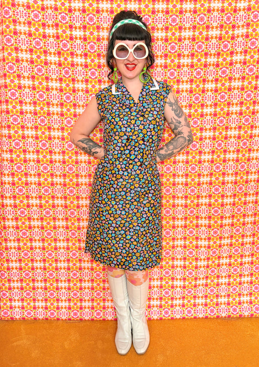Vintage 60s Blue Daisy Button Down Dress