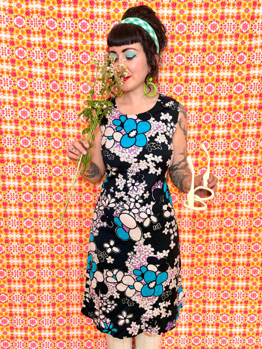 Vintage 60s White & Blue Floral Shift Dress