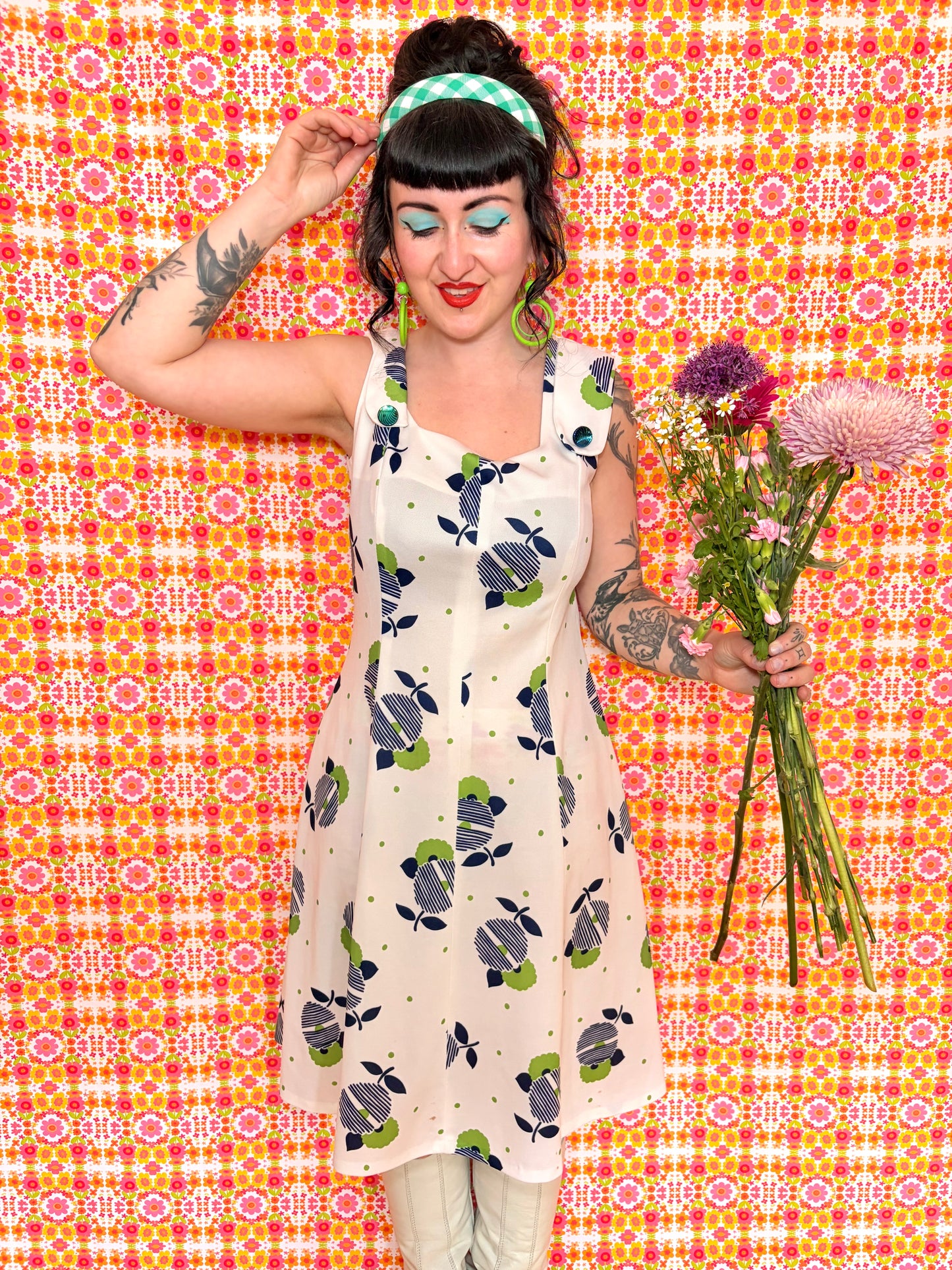 Vintage 70s White Abstract Print Shift Dress