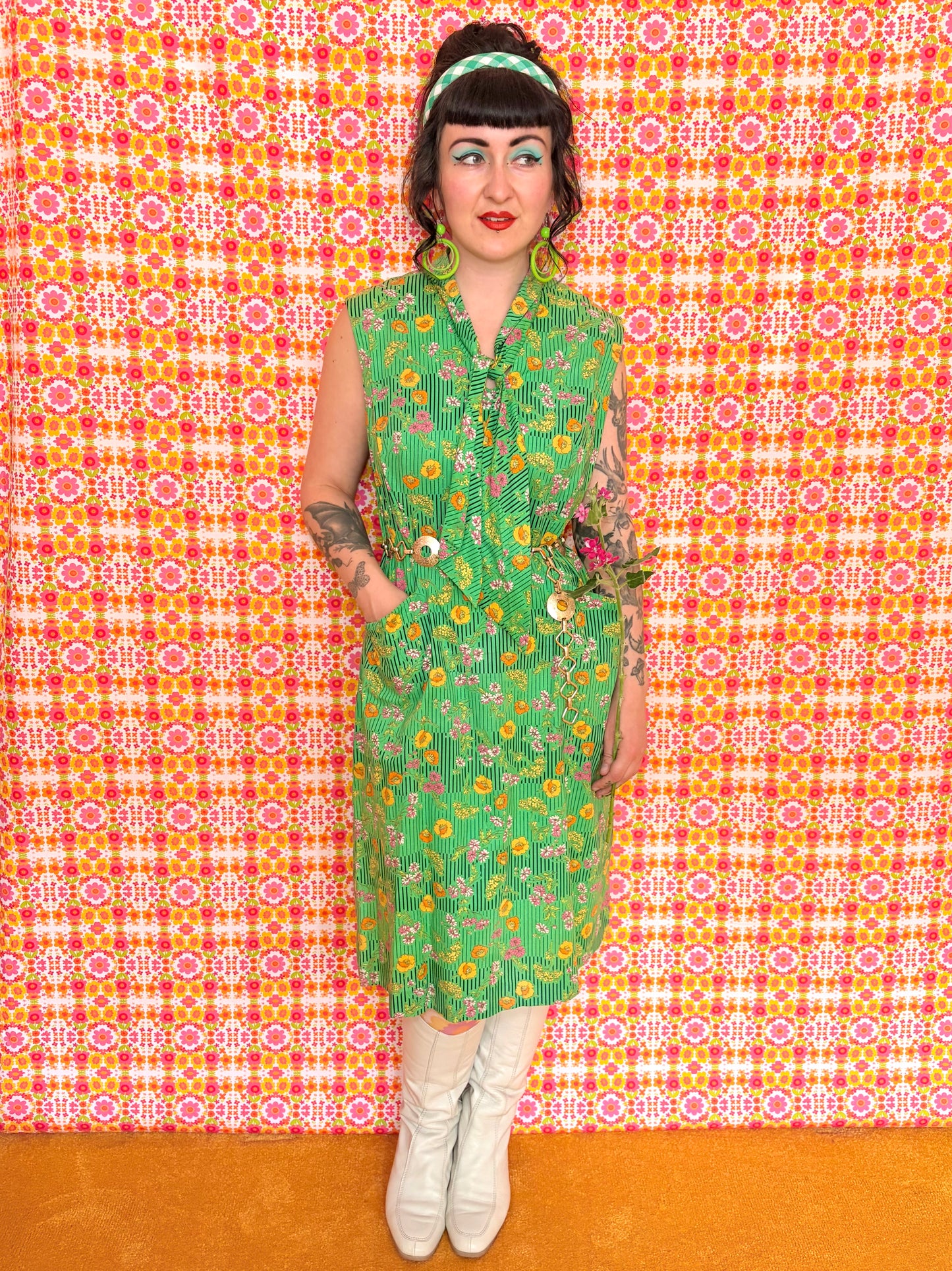 Vintage 60s Green Pussy Bow Shift Dress