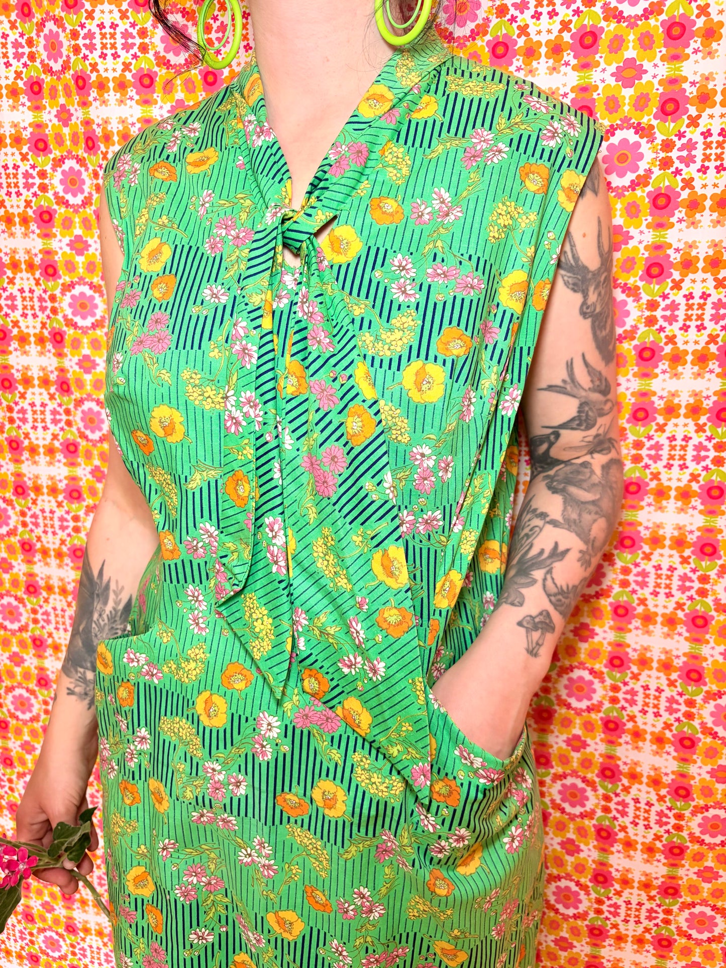 Vintage 60s Green Pussy Bow Shift Dress