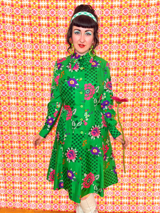 Vintage 60s Bright Green Floral Long Sleeve Dress