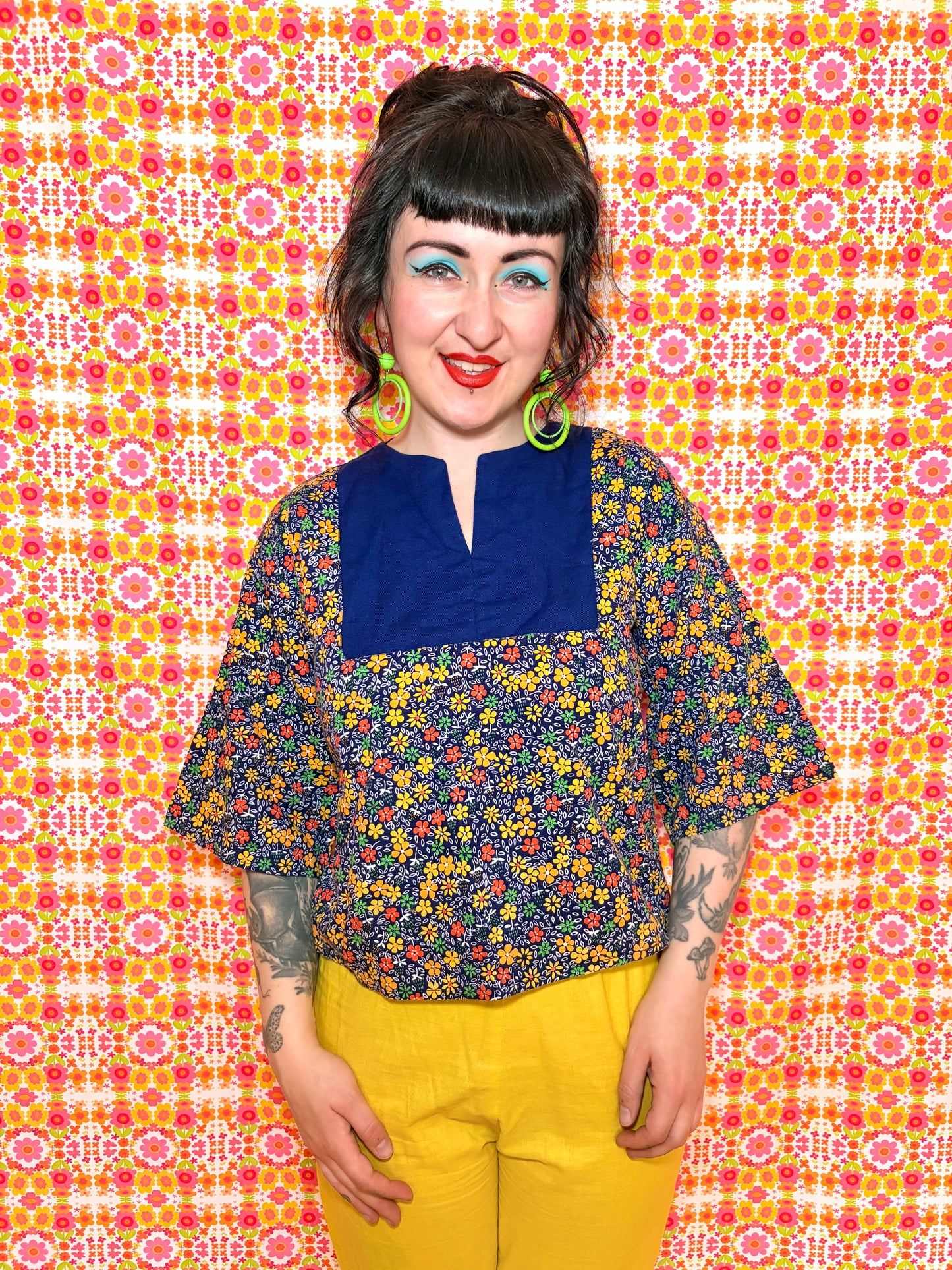 Vintage 70s Blue Floral Cropped Tunic